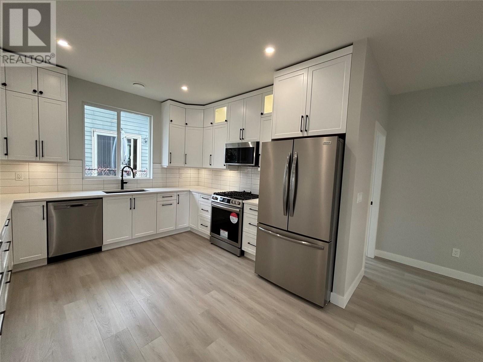  574 Meadowlark Avenue, Vernon