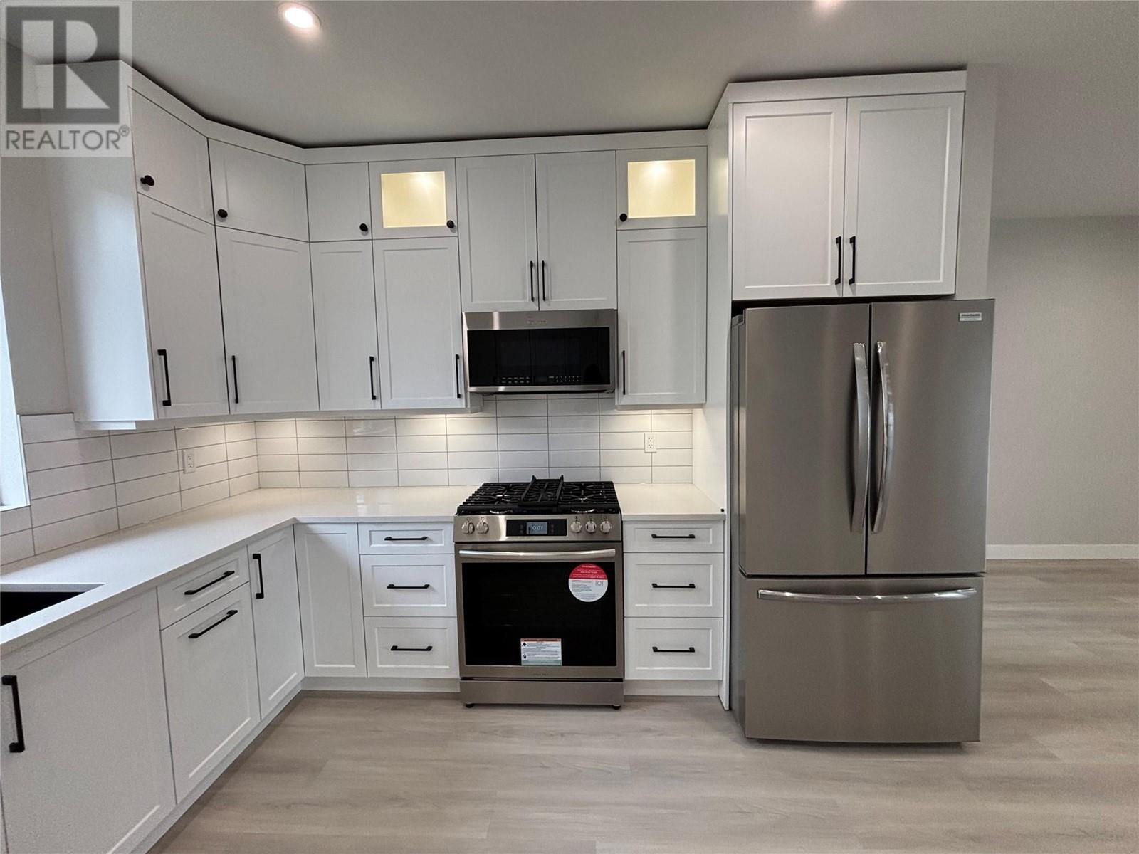  574 Meadowlark Avenue, Vernon