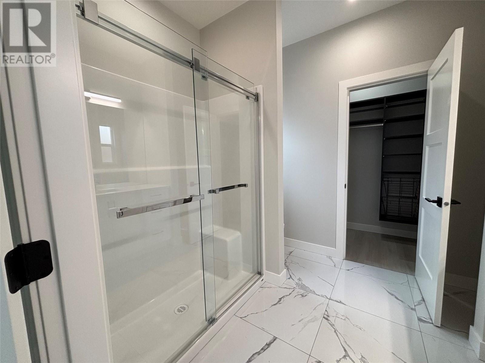  574 Meadowlark Avenue, Vernon
