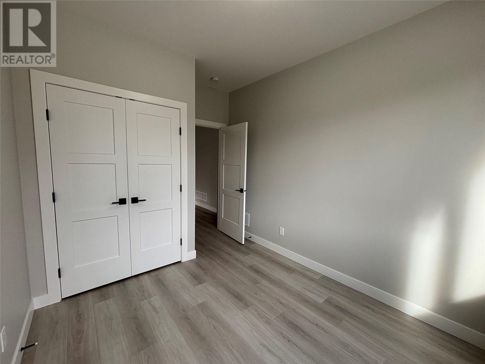  574 Meadowlark Avenue, Vernon