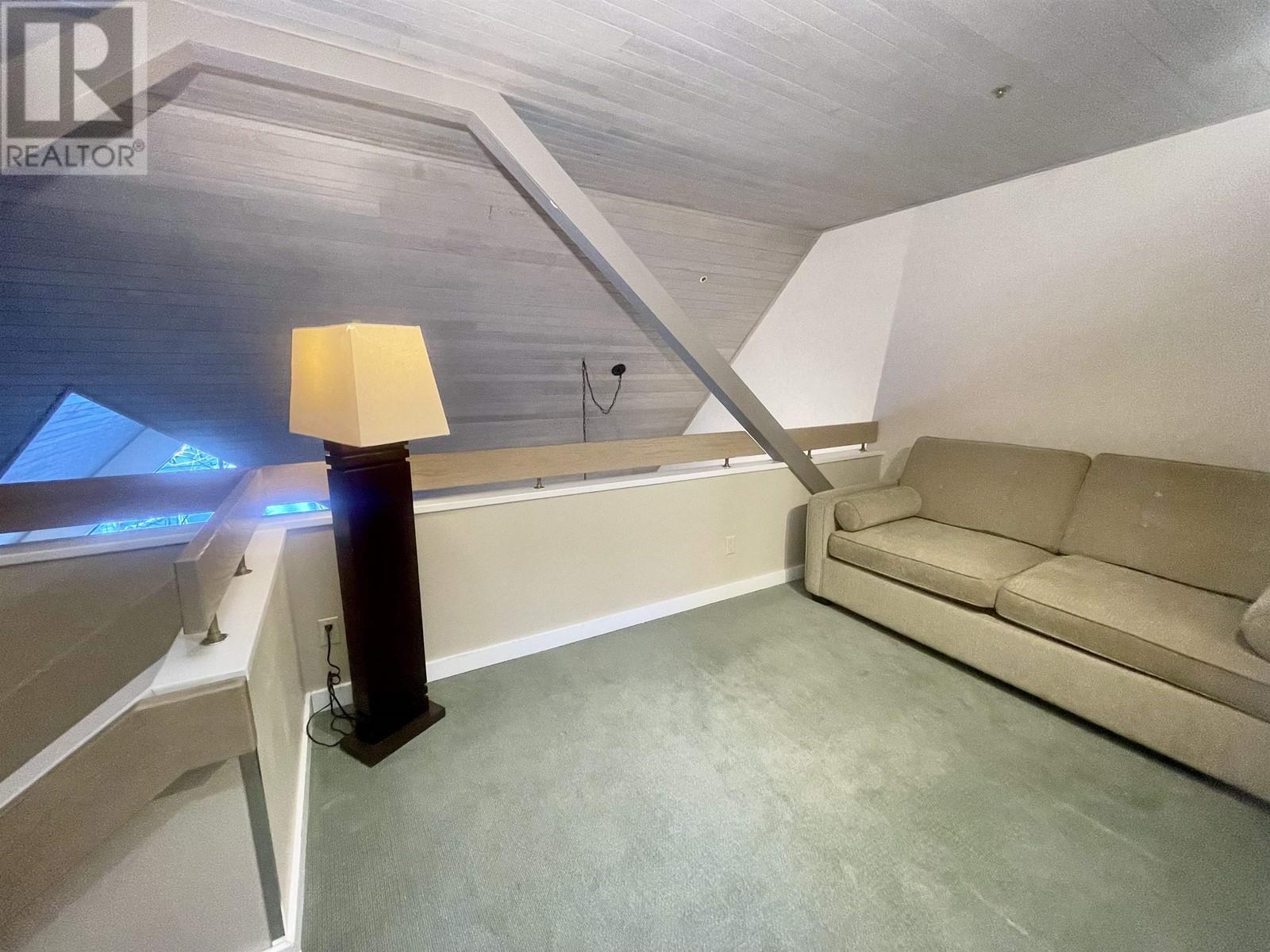 904 WK 1-4293 MOUNTAIN SQUARE, Whistler real estate listing R2968916