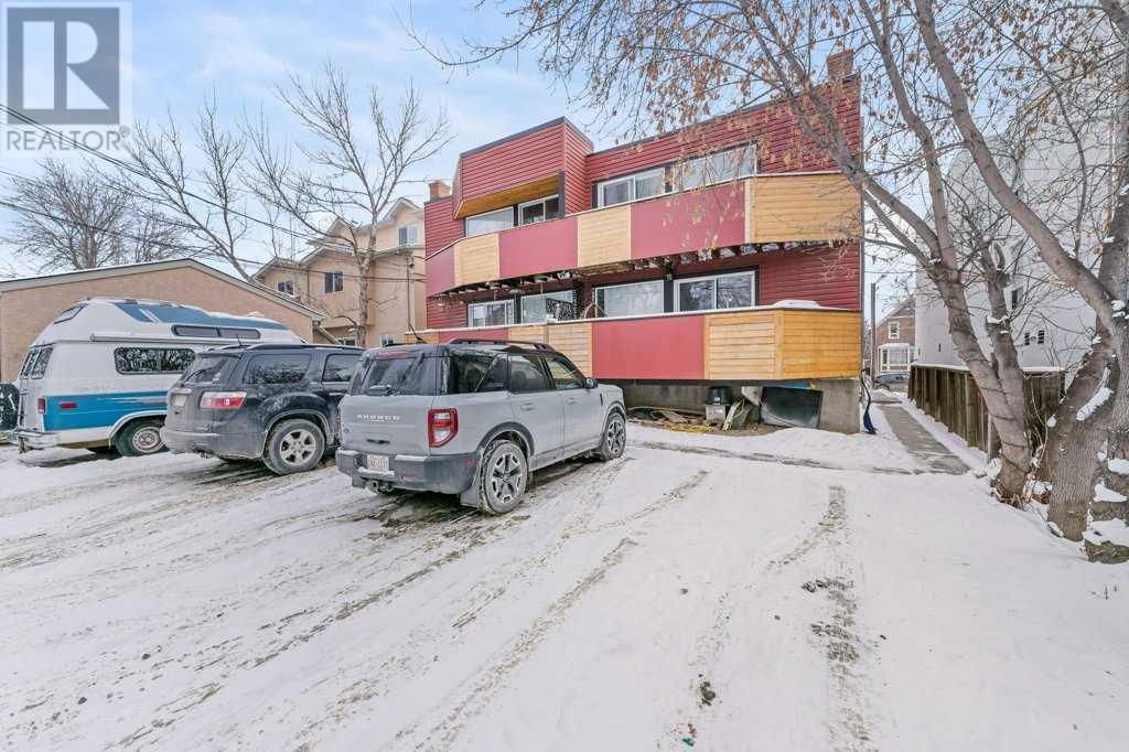 Single Family House for Sale in    Street NW Rosedale Calgary 