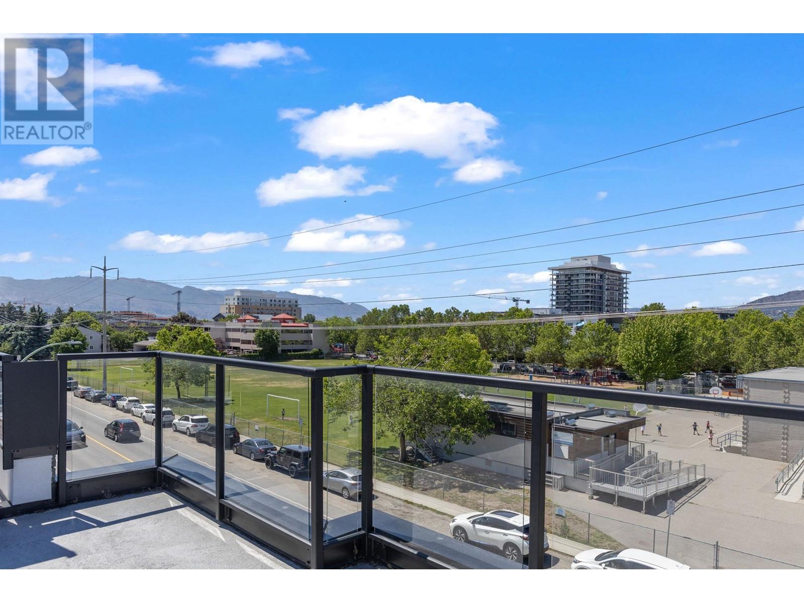 Photo 3 of 2825 Richter Street Unit 3, Kelowna BC