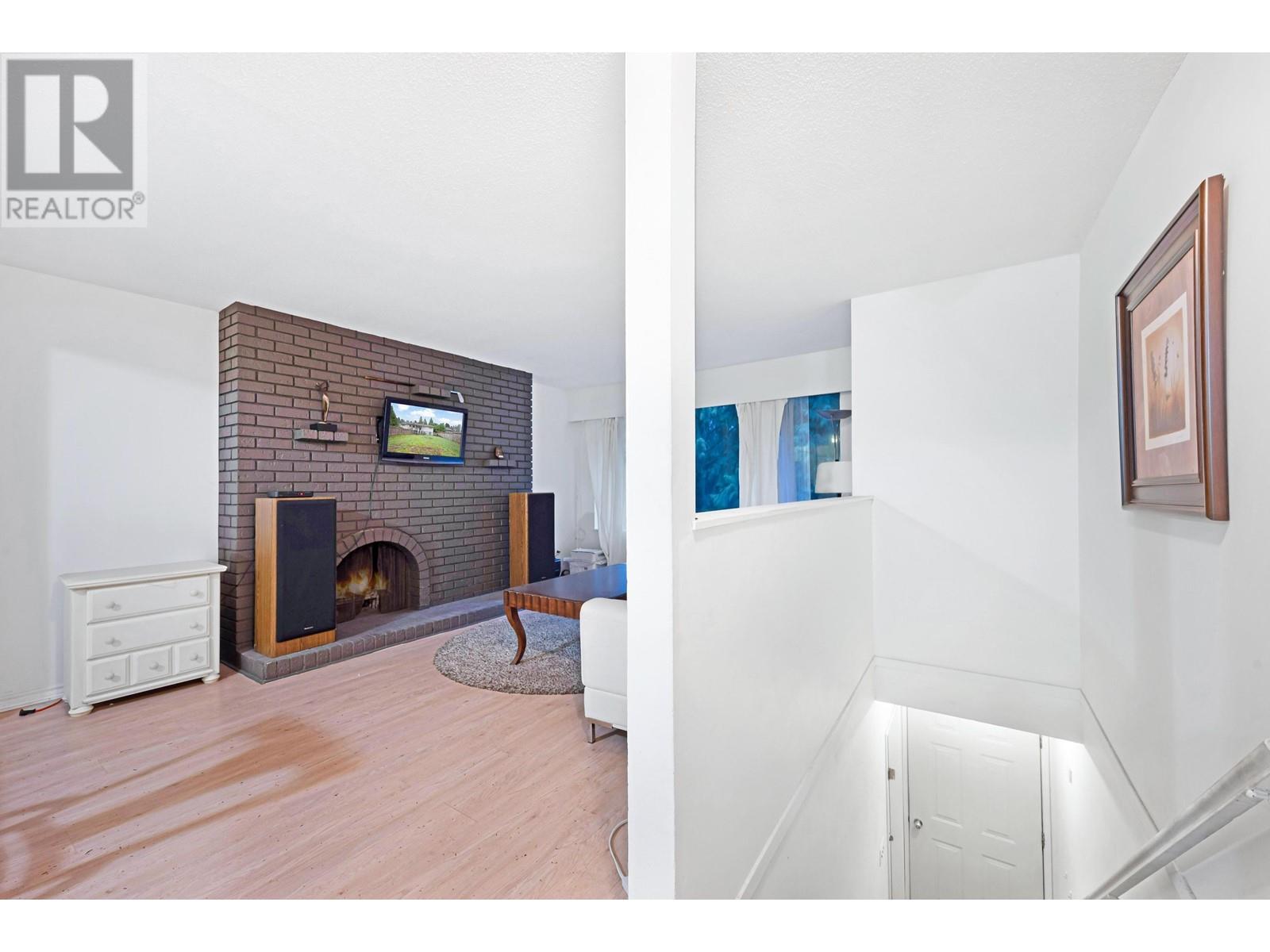 1733 HIE AVENUE, Coquitlam