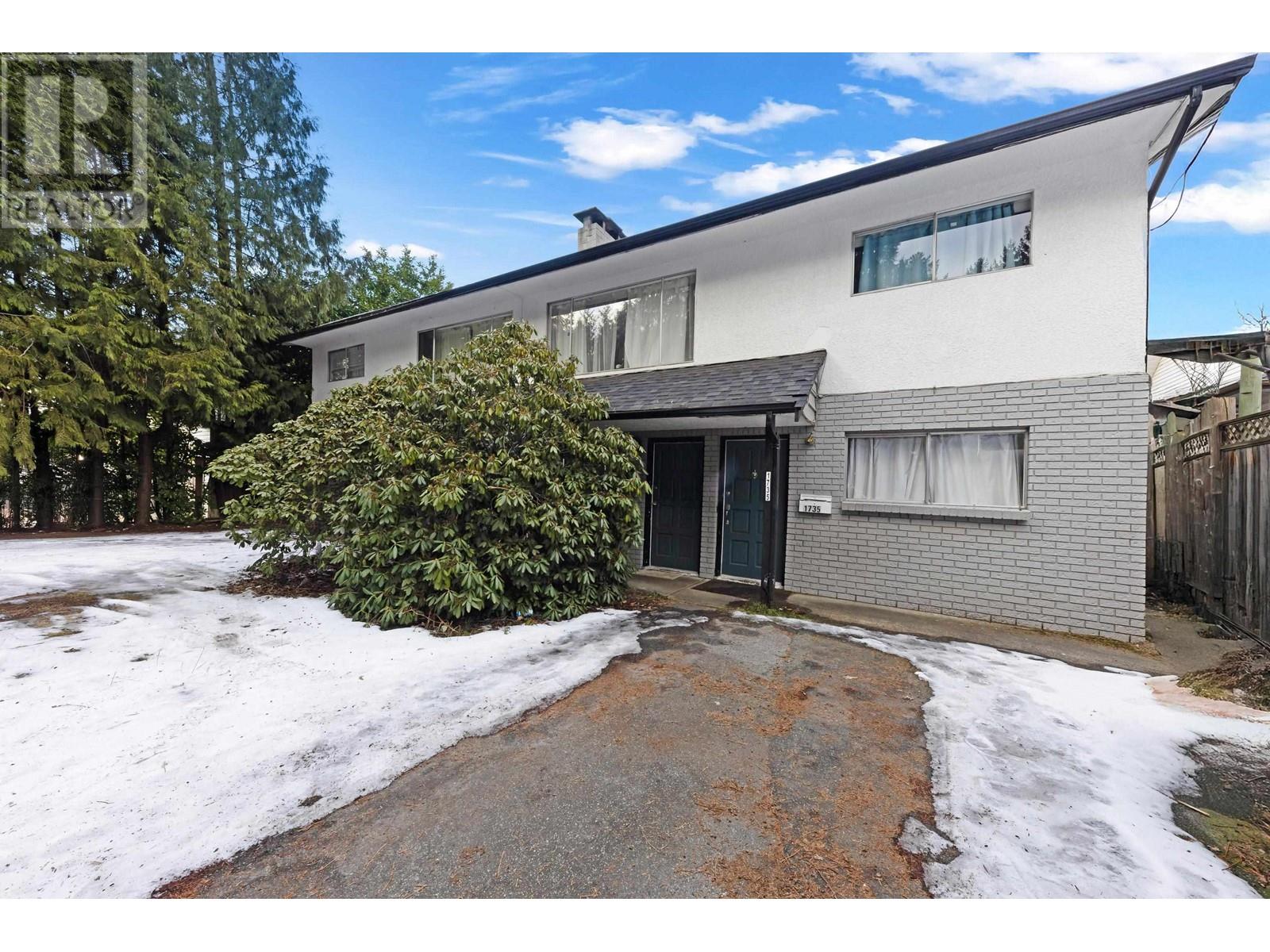 1733 HIE AVENUE, Coquitlam