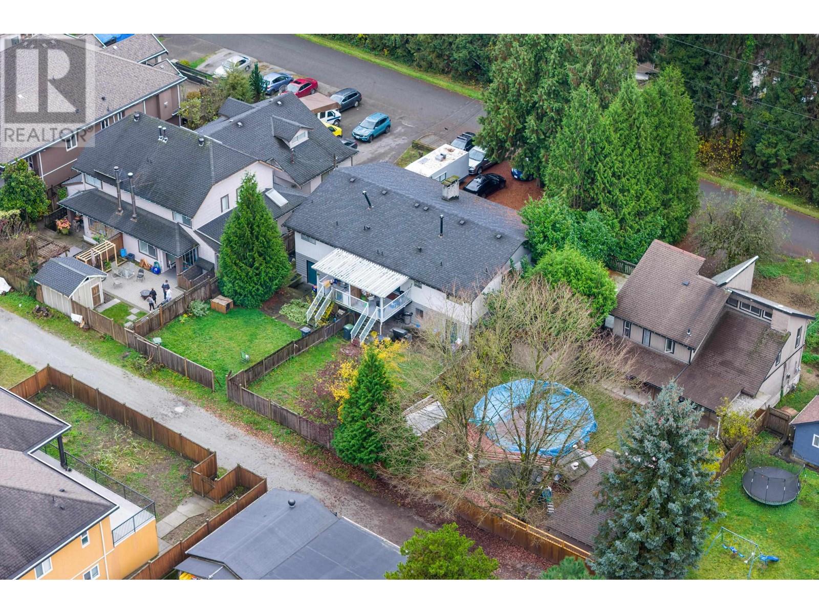 1733 HIE AVENUE, Coquitlam