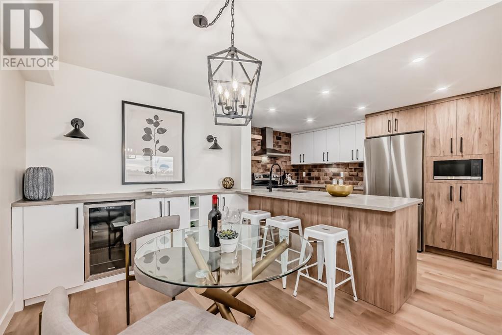 Single Family House High rise for Sale in    Avenue SW Mission Calgary 