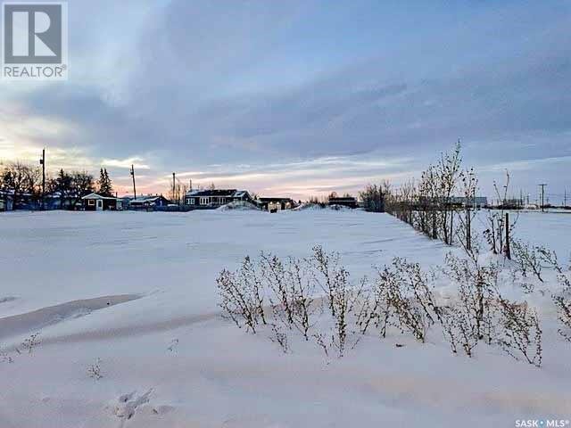 Photo 6 of 504 103rd Avenue, Tisdale SK