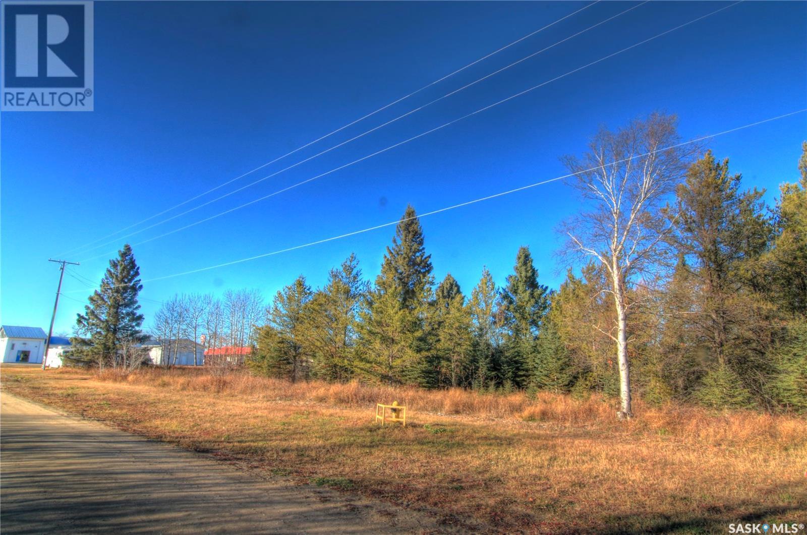 Photo 10 of 1 12 Th Avenue W, Nipawin SK