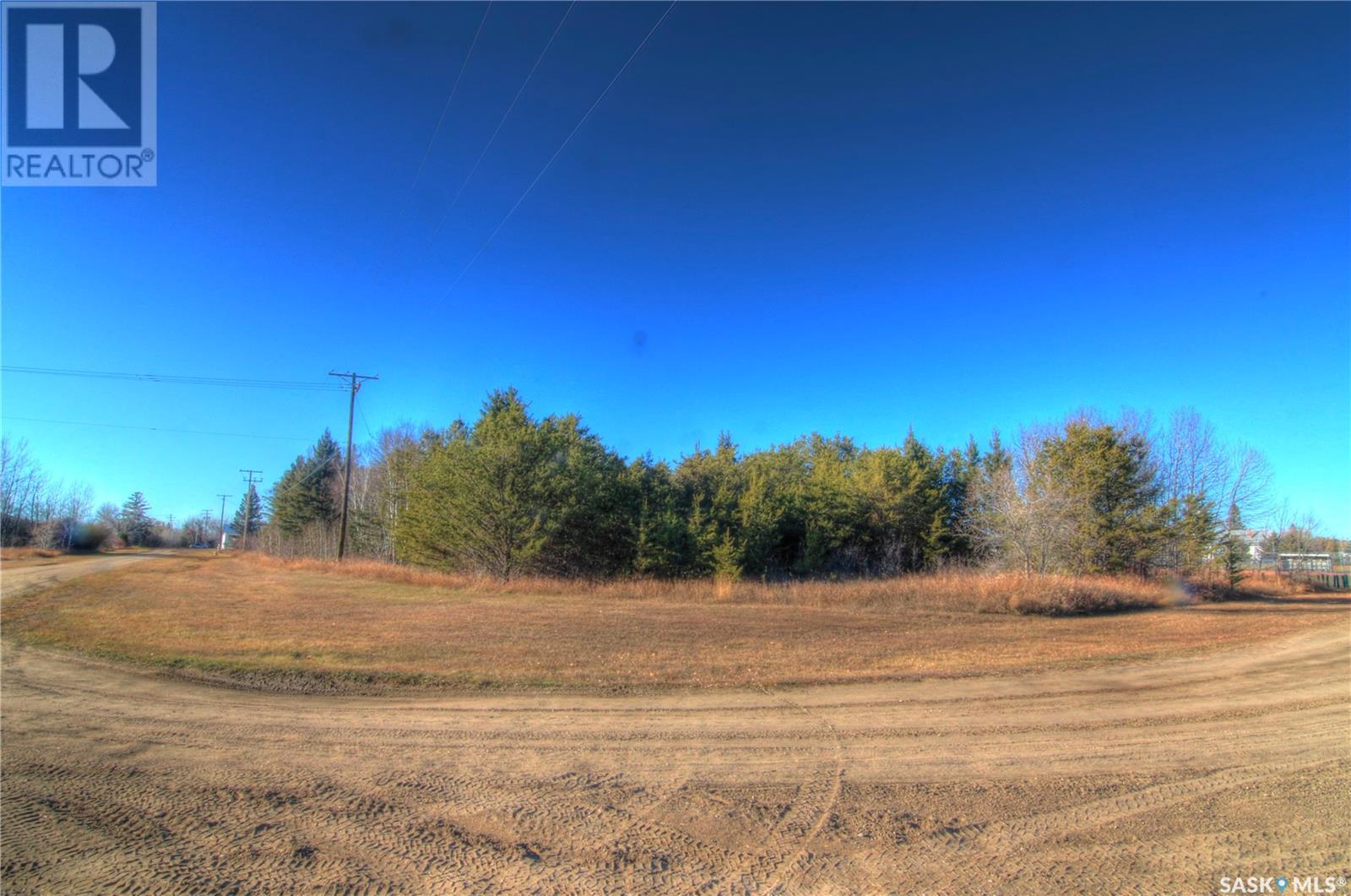Photo 3 of 1 12 Th Avenue W, Nipawin SK