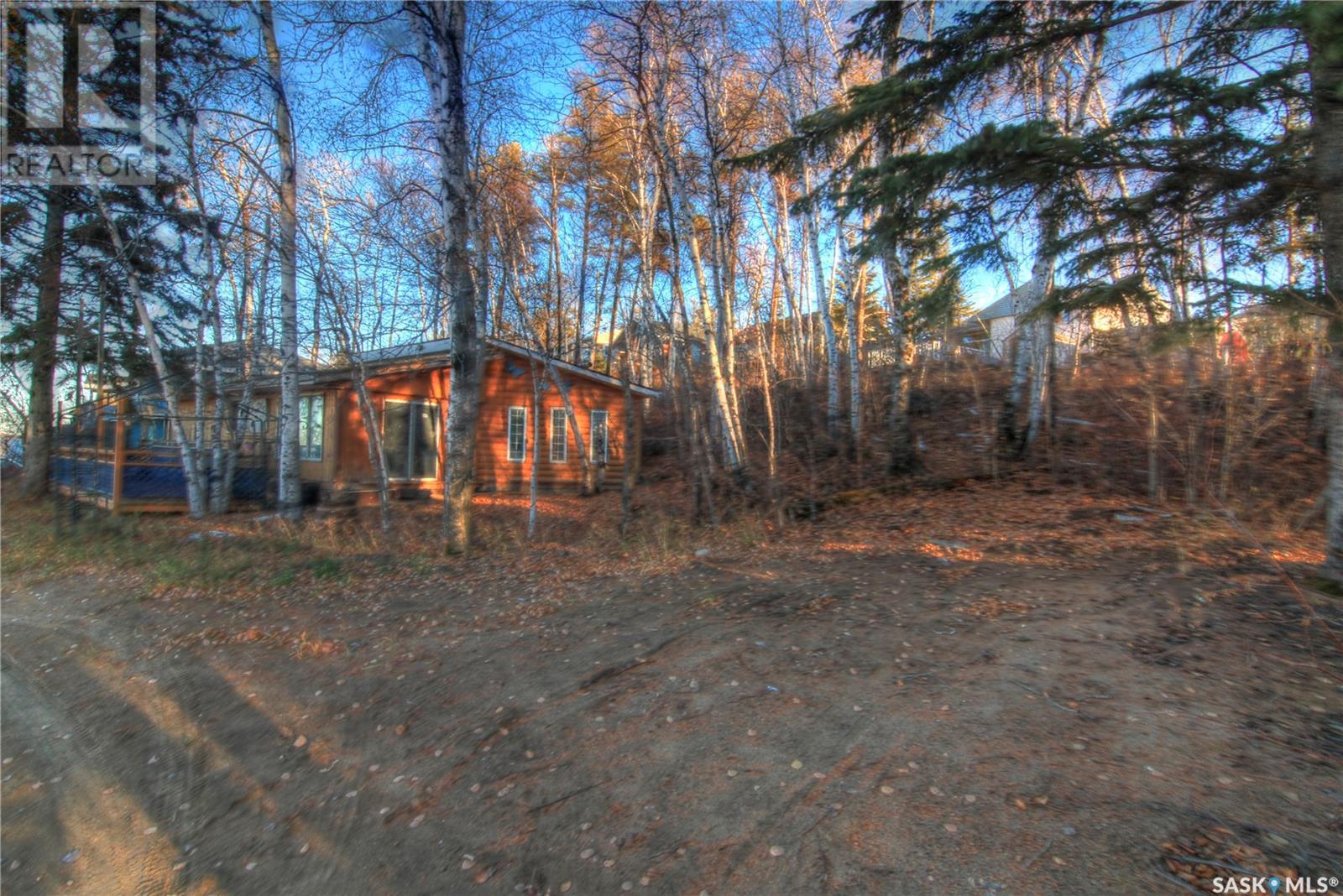 Photo 3 of 905 Willow Drive, Tobin Lake SK