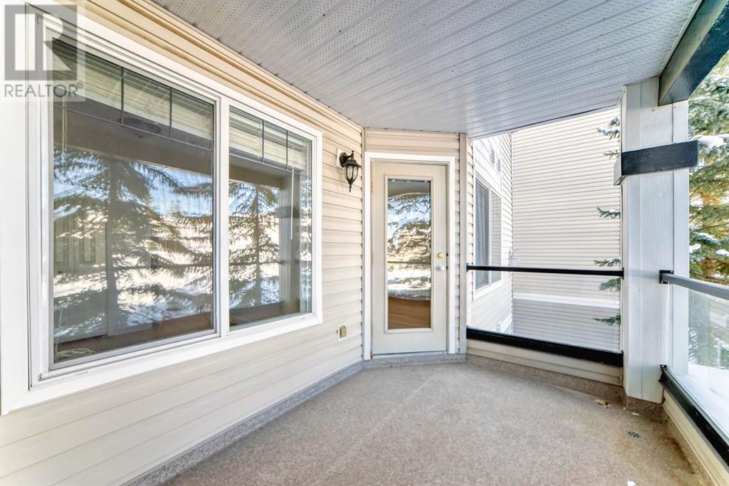 Single Family House for Sale in   Rocky Vista Park NW Rocky Ridge Calgary 