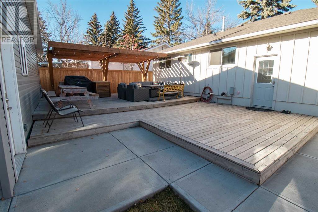 Single Family House Bungalow for Sale in   Avenue SW Glenbrook Calgary 