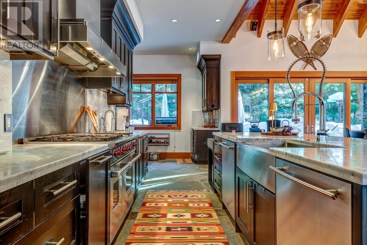 3205 ARCHIBALD WAY, Whistler real estate listing R2969124