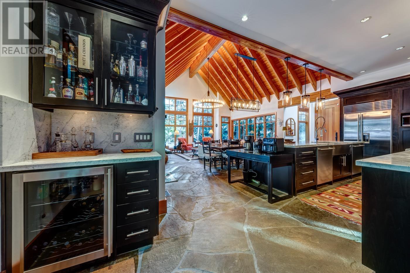 3205 ARCHIBALD WAY, Whistler real estate listing R2969124