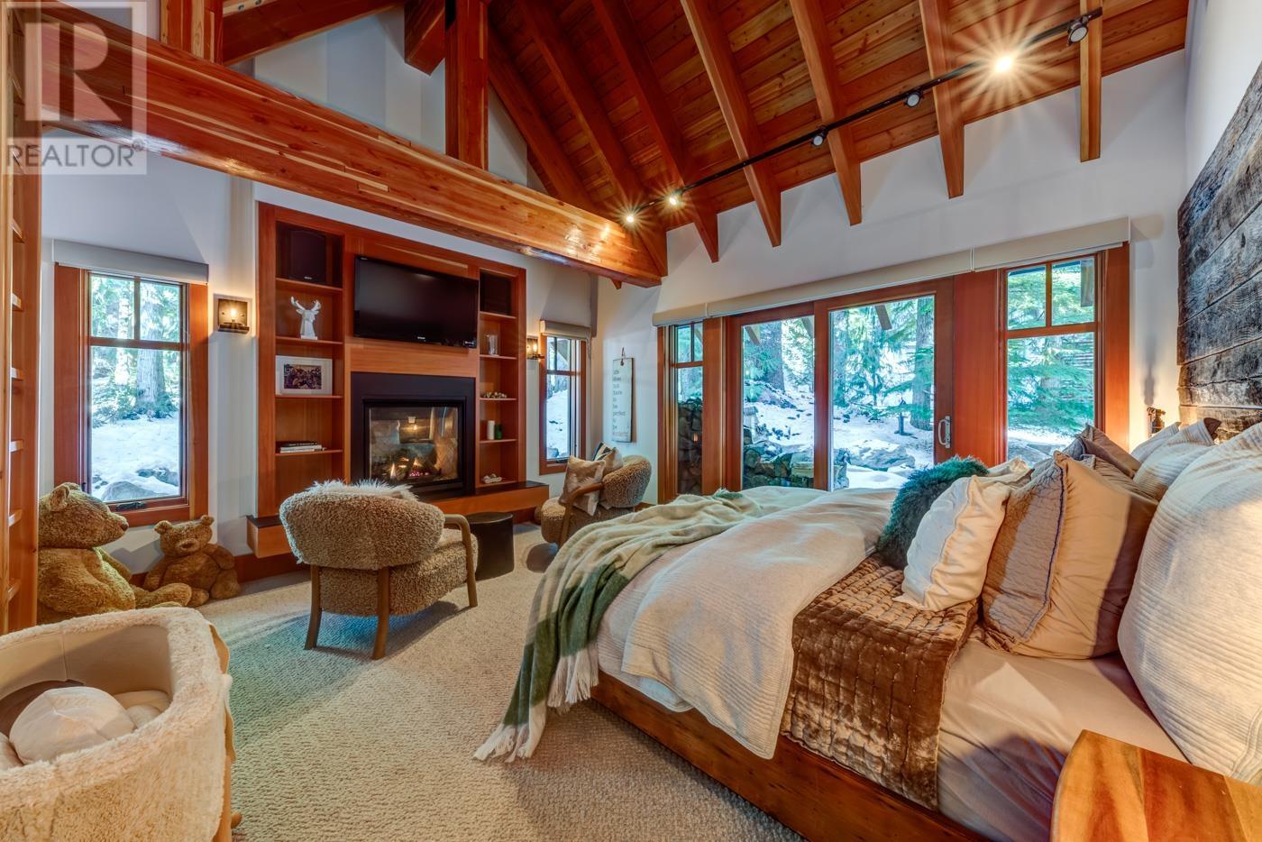 3205 ARCHIBALD WAY, Whistler real estate listing R2969124