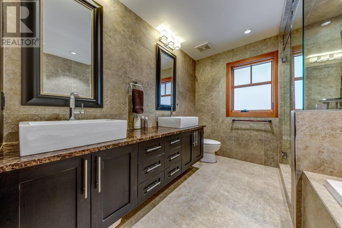 3205 ARCHIBALD WAY, Whistler real estate listing R2969124
