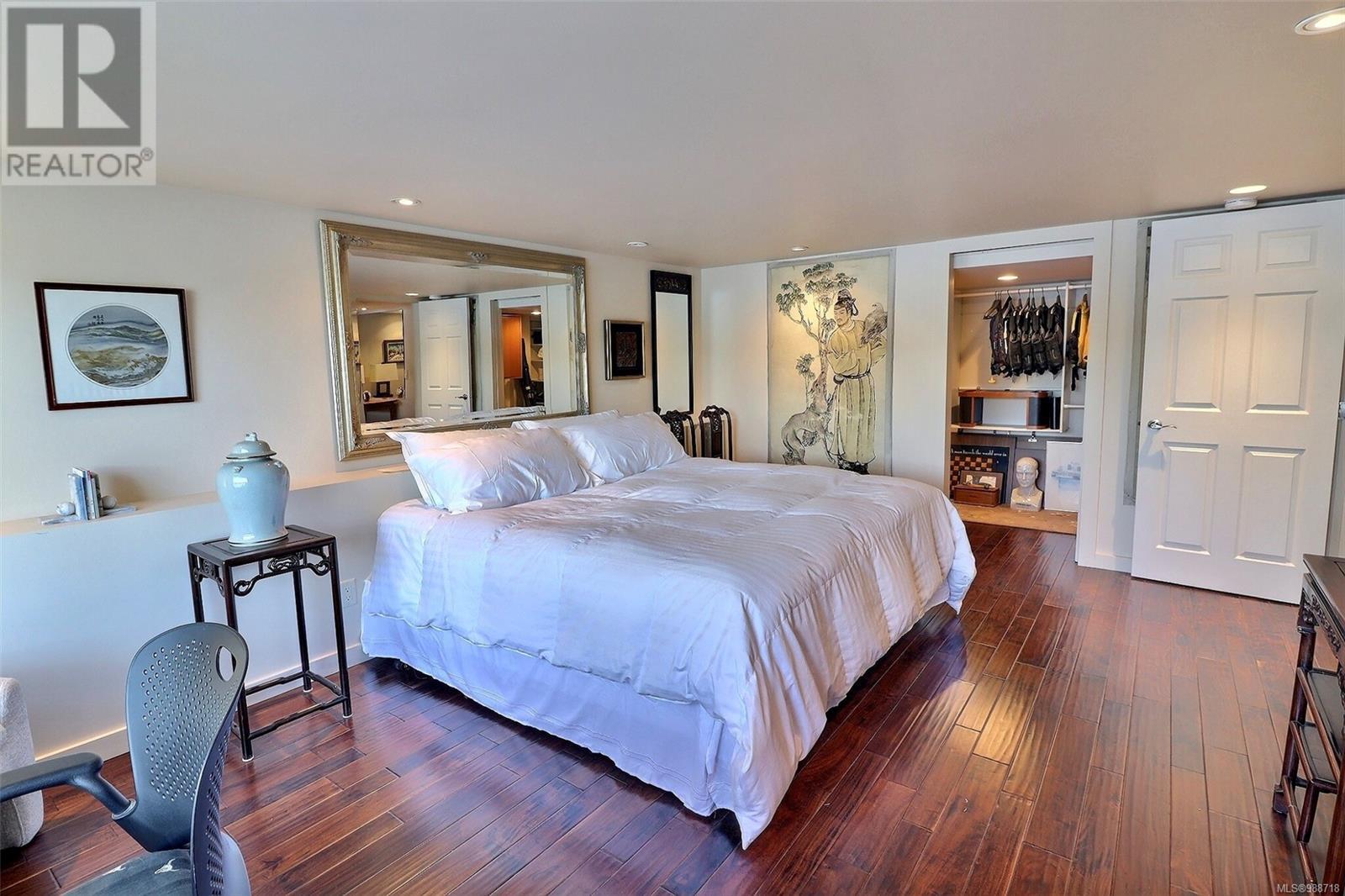 7909 Bedwell Dr, Pender Island