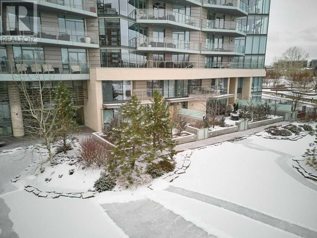 Single Family House High rise for Sale in    Avenue SW Eau Claire Calgary 