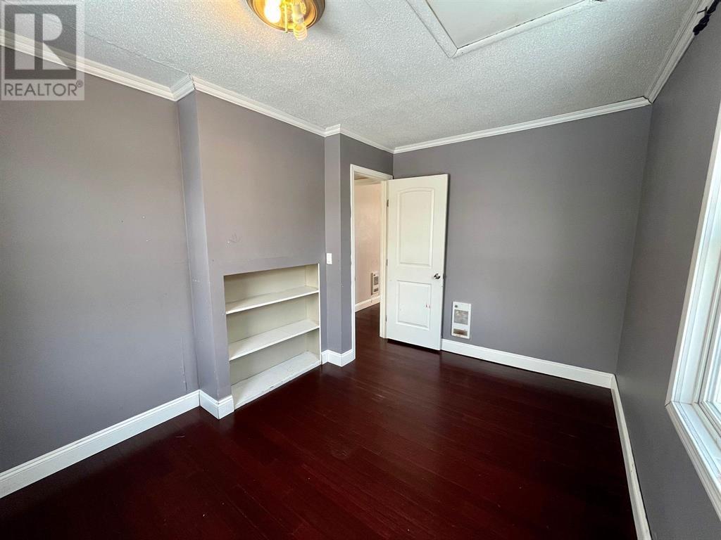 Photo 11 of 10424 102 Avenue, Fort St John BC