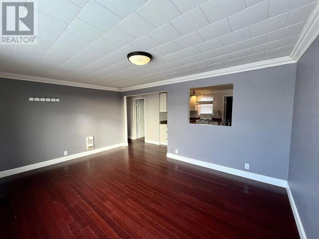 Photo 3 of 10424 102 Avenue, Fort St John BC