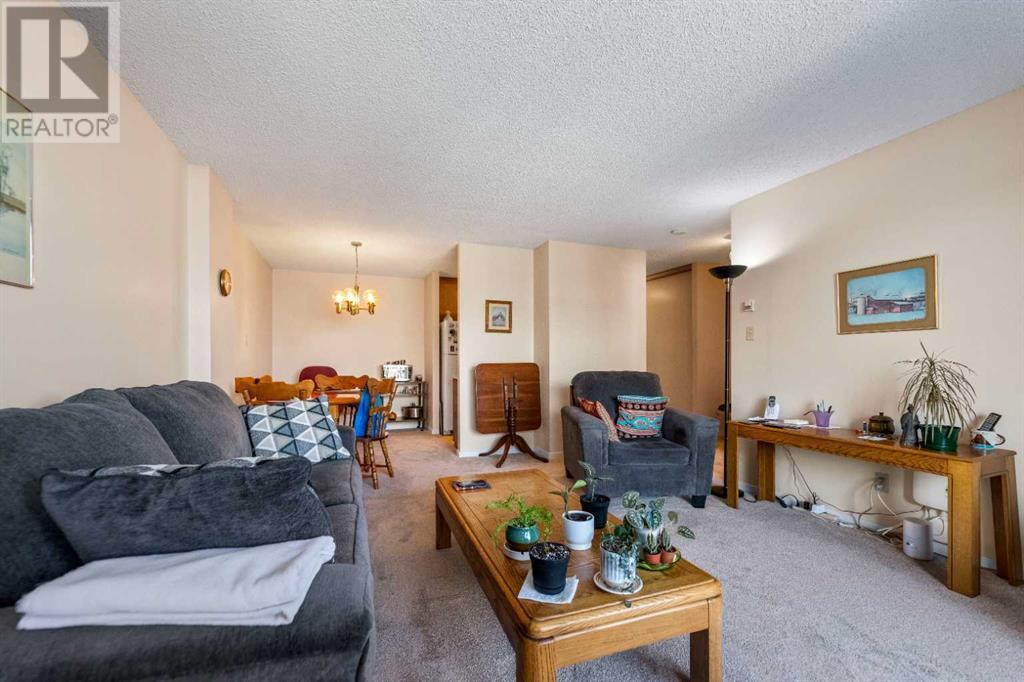 Single Family House High rise for Sale in    Avenue SW Beltline Calgary 