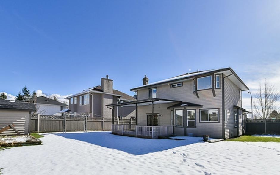 Photo 7 of 14259 85 B Avenue, Surrey BC