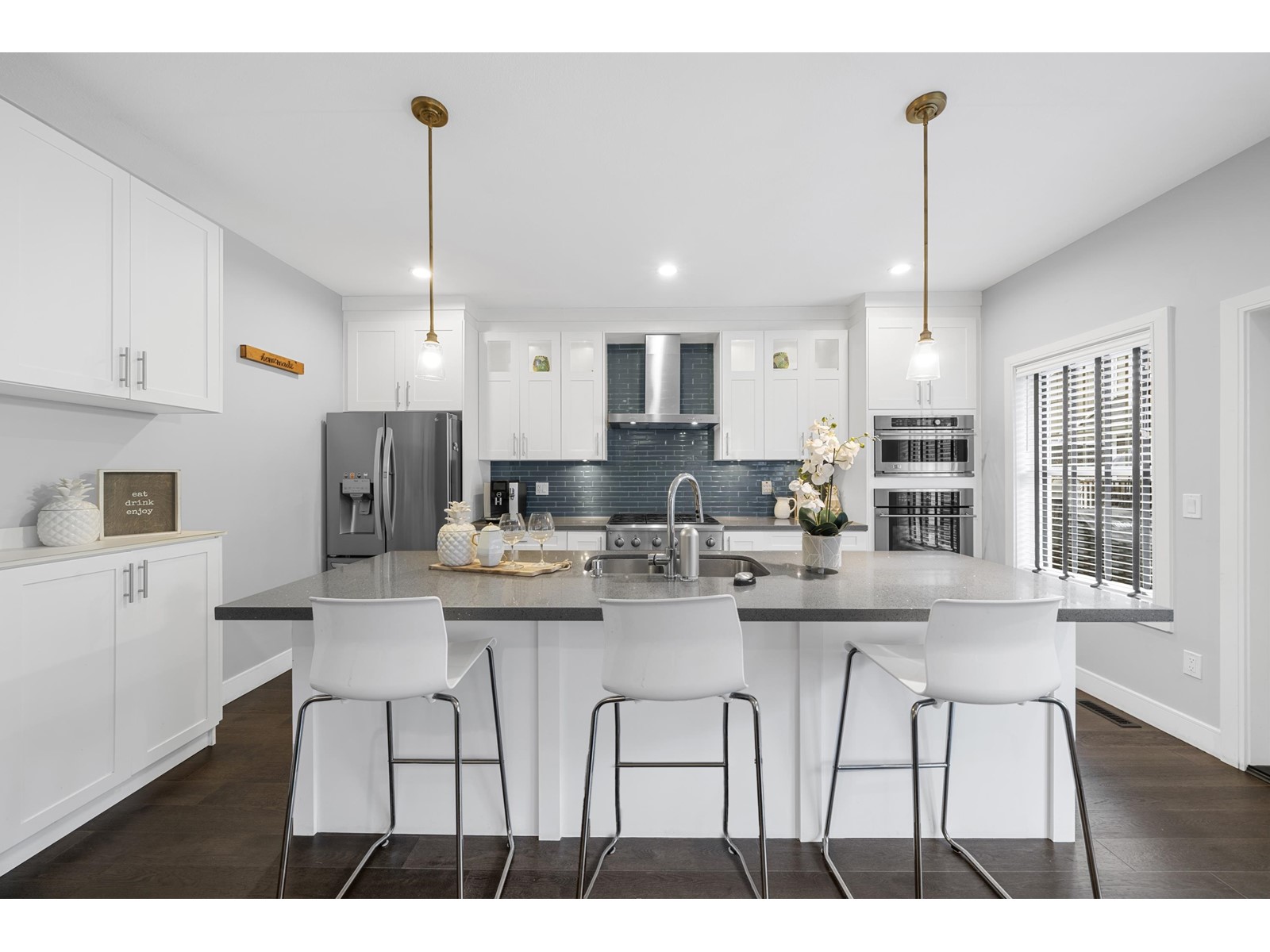 39 15988 32 AVENUE, Surrey
