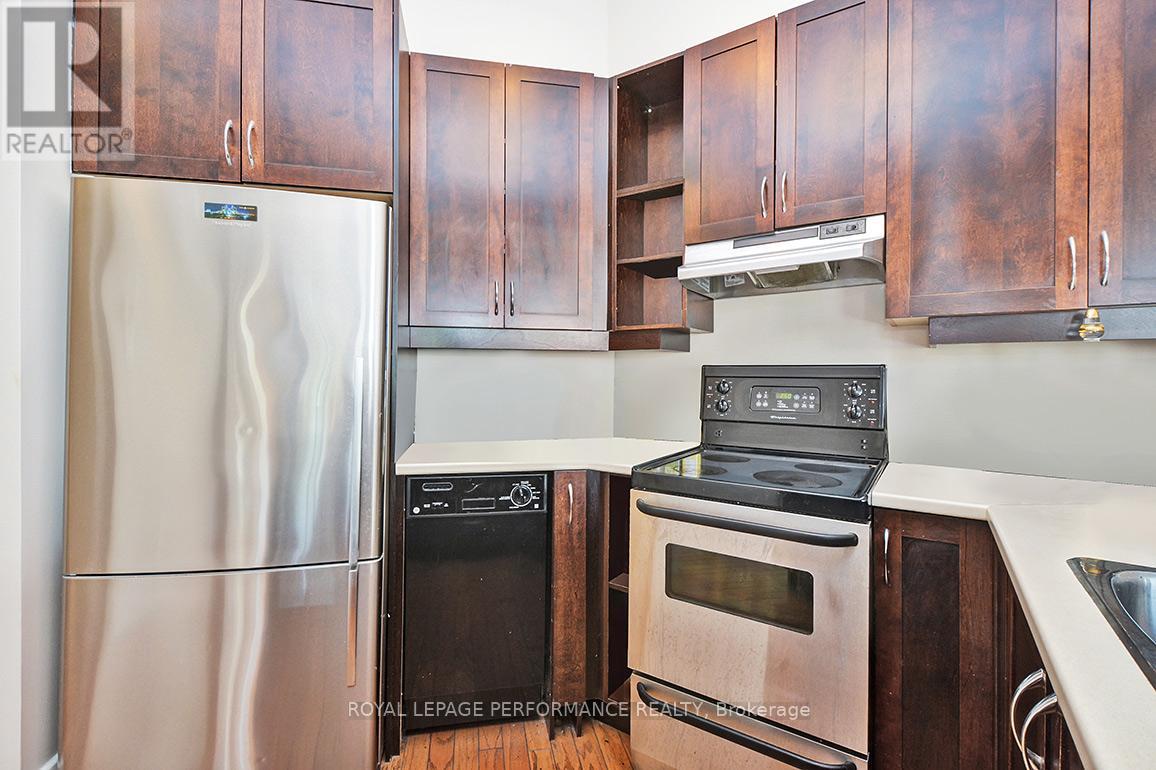 Photo 14 of B 204 124 Guigues Avenue, Ottawa ON