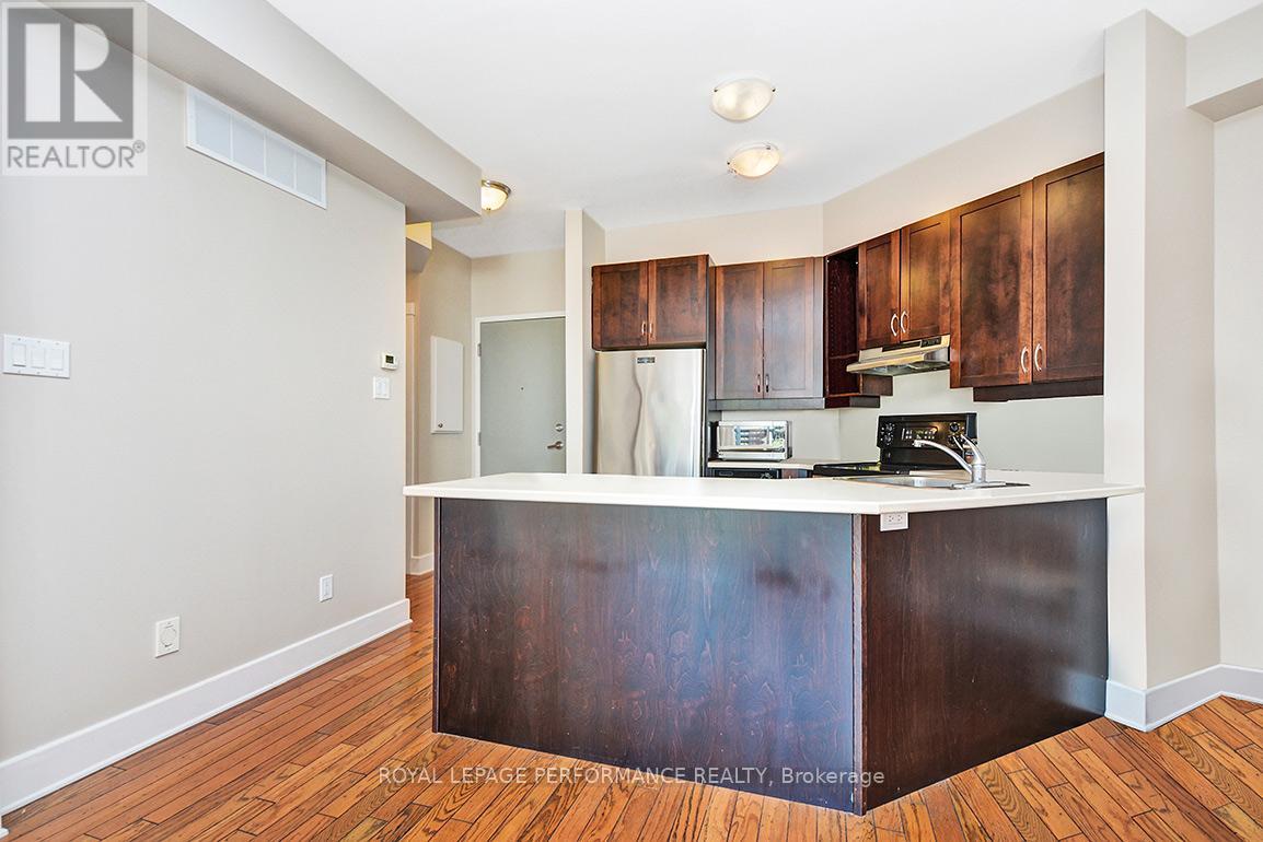 Photo 16 of B 204 124 Guigues Avenue, Ottawa ON