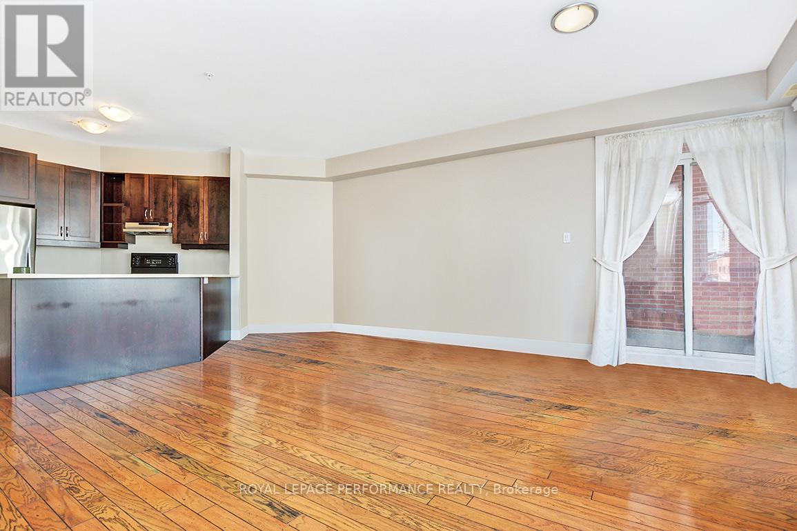 Photo 18 of B 204 124 Guigues Avenue, Ottawa ON