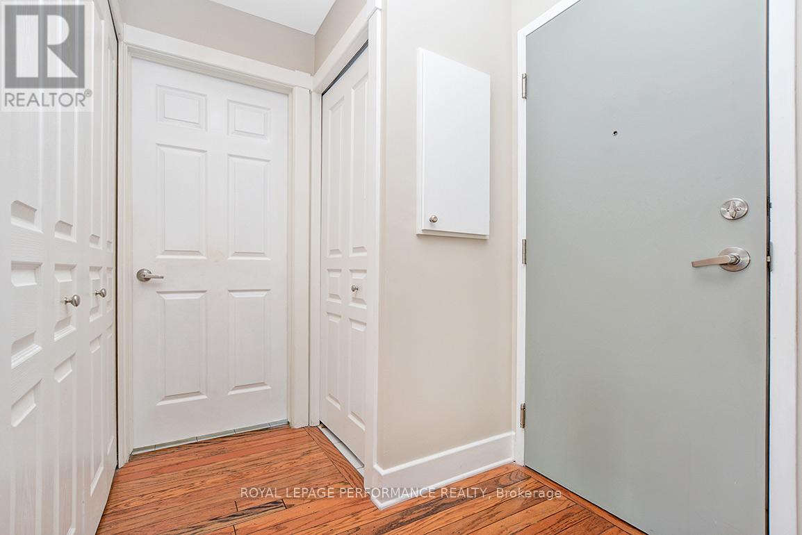 Photo 9 of B 204 124 Guigues Avenue, Ottawa ON