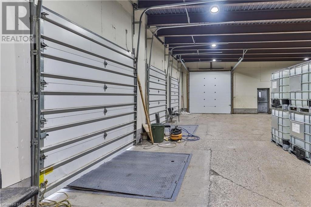 Photo 3 of 148 Mohawk Street, Brantford ON