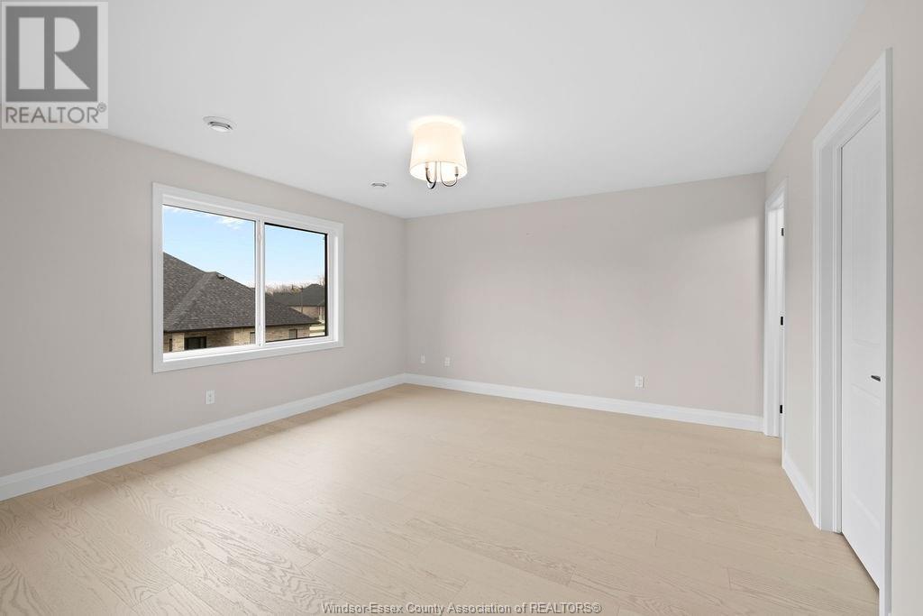 Photo 22 of 58 Callams Bay Crescent, Amherstburg ON