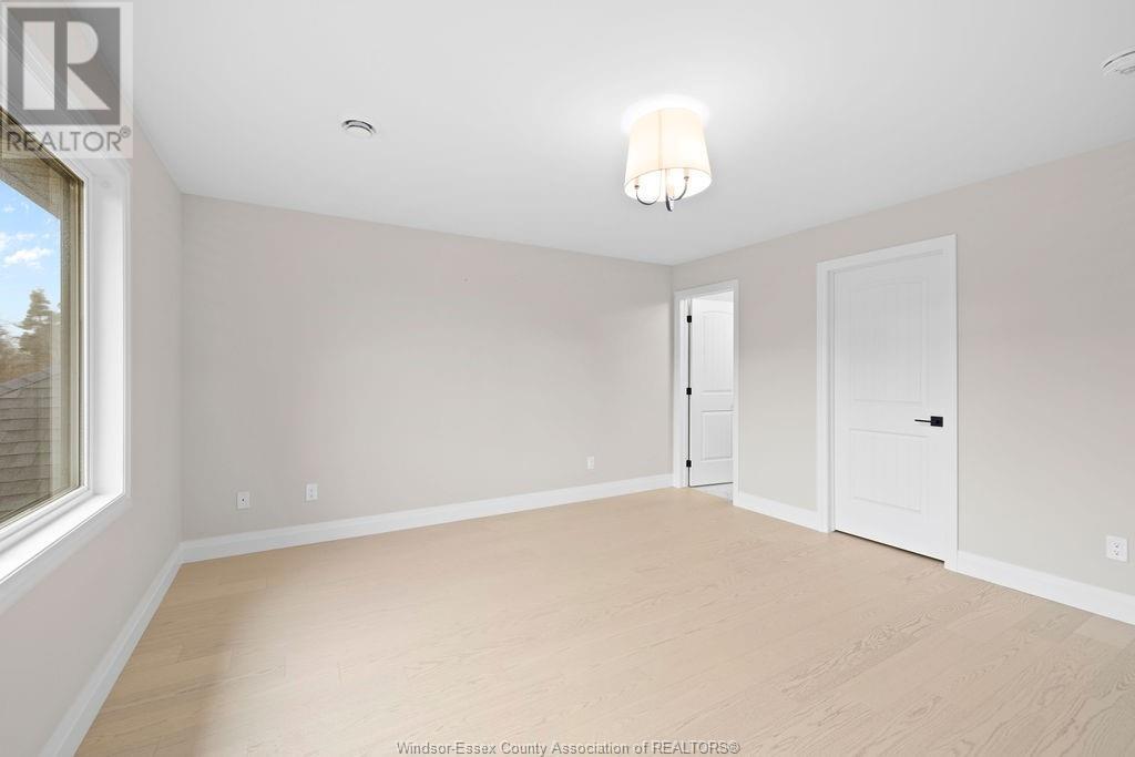 Photo 23 of 58 Callams Bay Crescent, Amherstburg ON