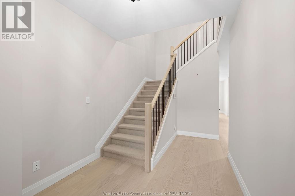 Photo 25 of 58 Callams Bay Crescent, Amherstburg ON