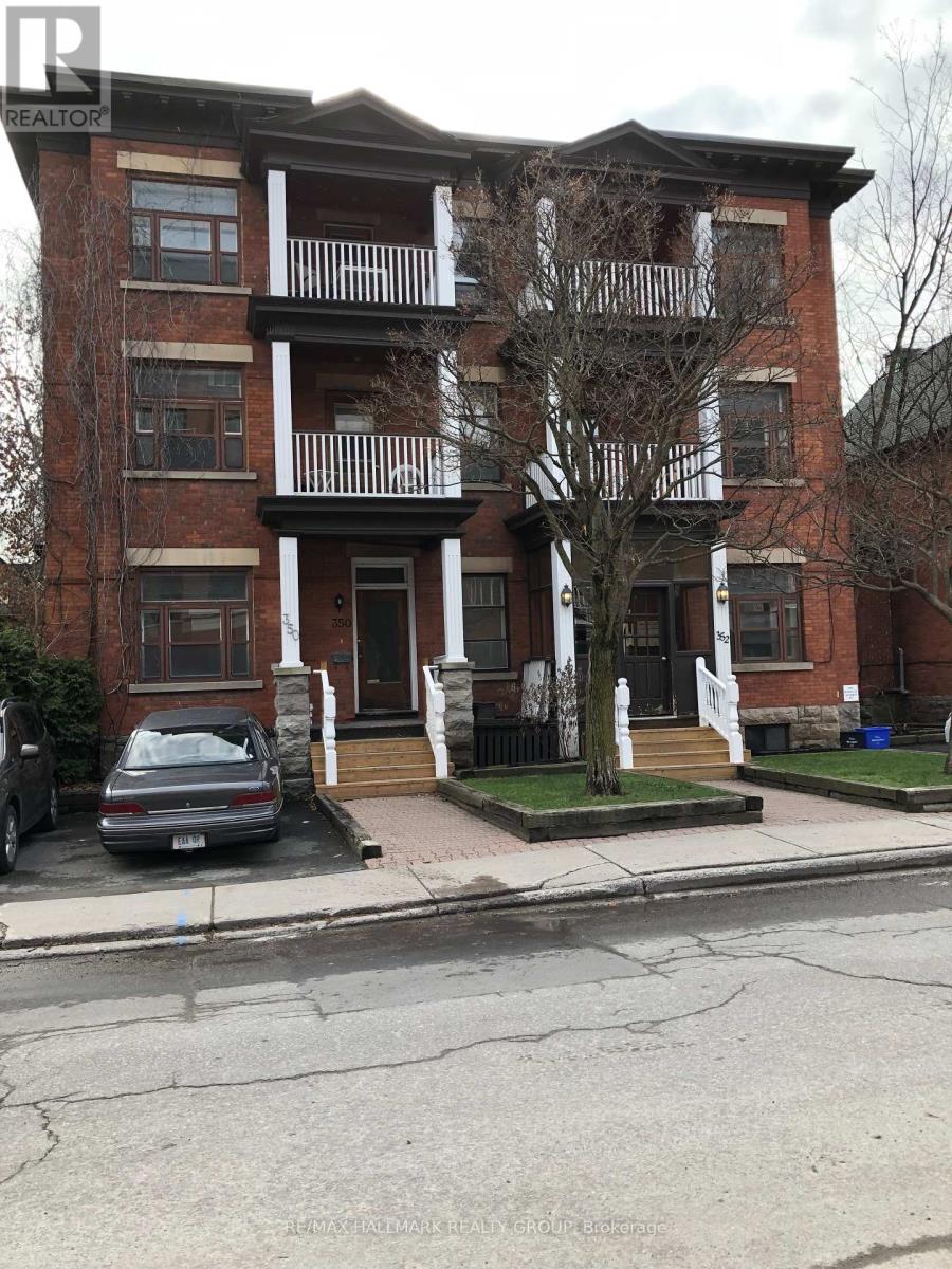 FRONT OF 350-352 GILMOUR