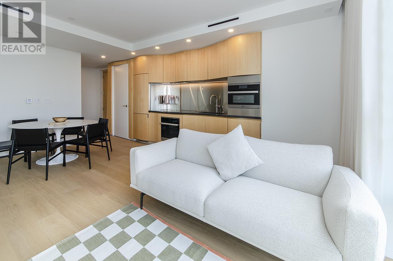 2205 1568 ALBERNI STREET, Vancouver