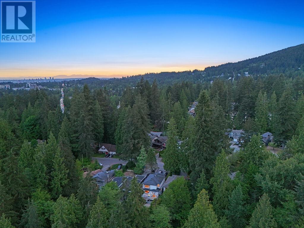 3998 PHYLLIS ROAD, North Vancouver