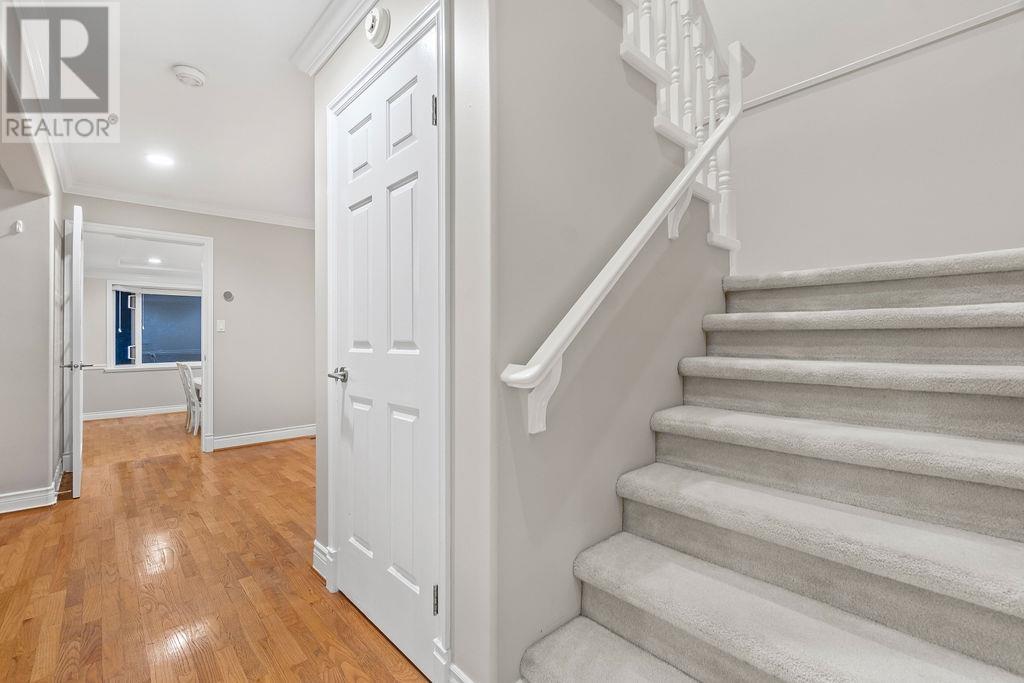 3998 PHYLLIS ROAD, North Vancouver