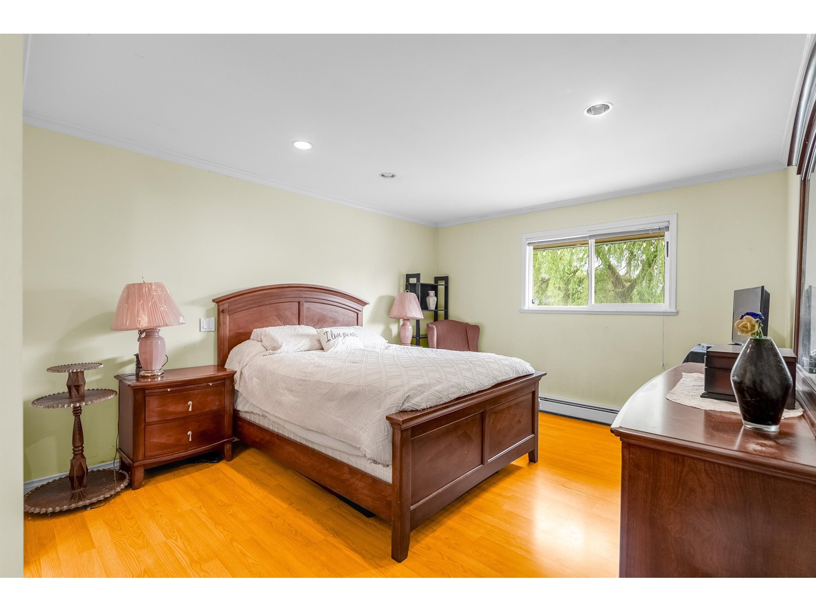 Photo 12 of 5502 Bakerview Drive, Surrey BC