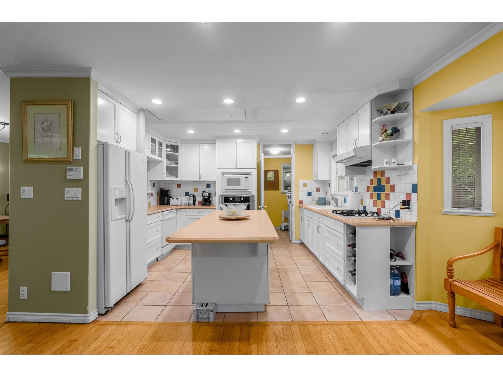 Photo 9 of 5502 Bakerview Drive, Surrey BC