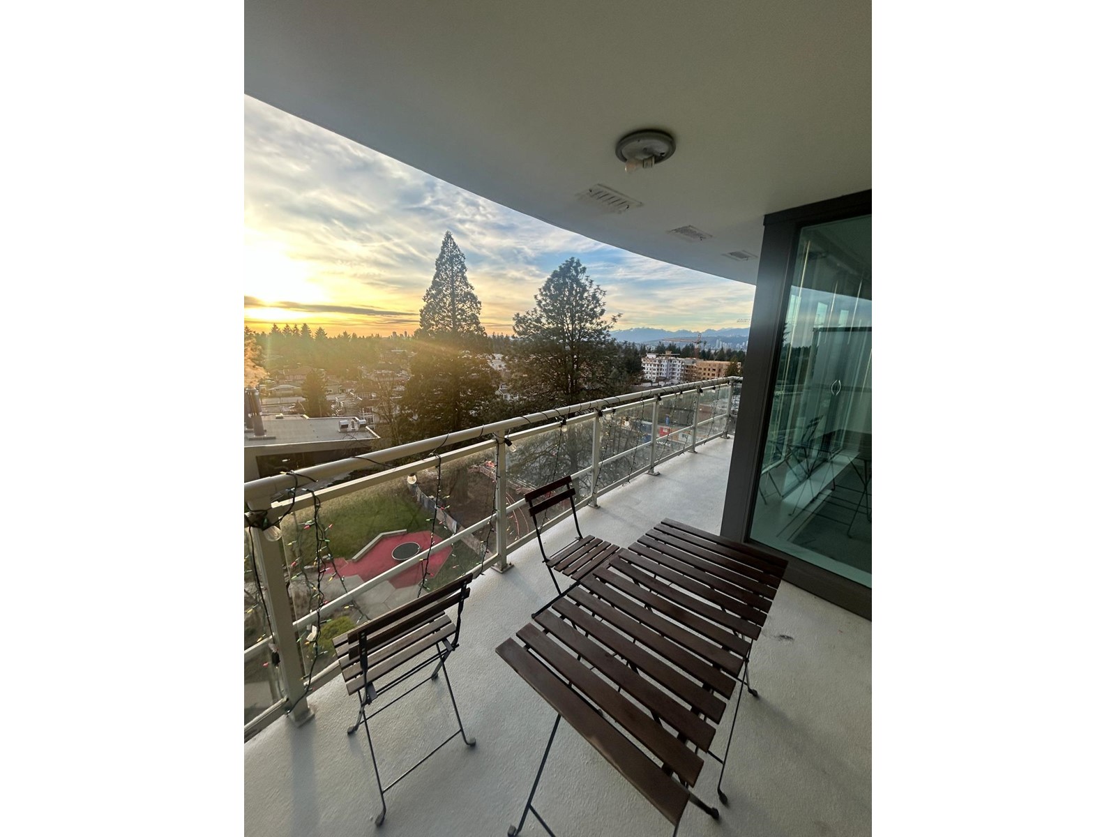 909 13303 CENTRAL AVENUE, Surrey