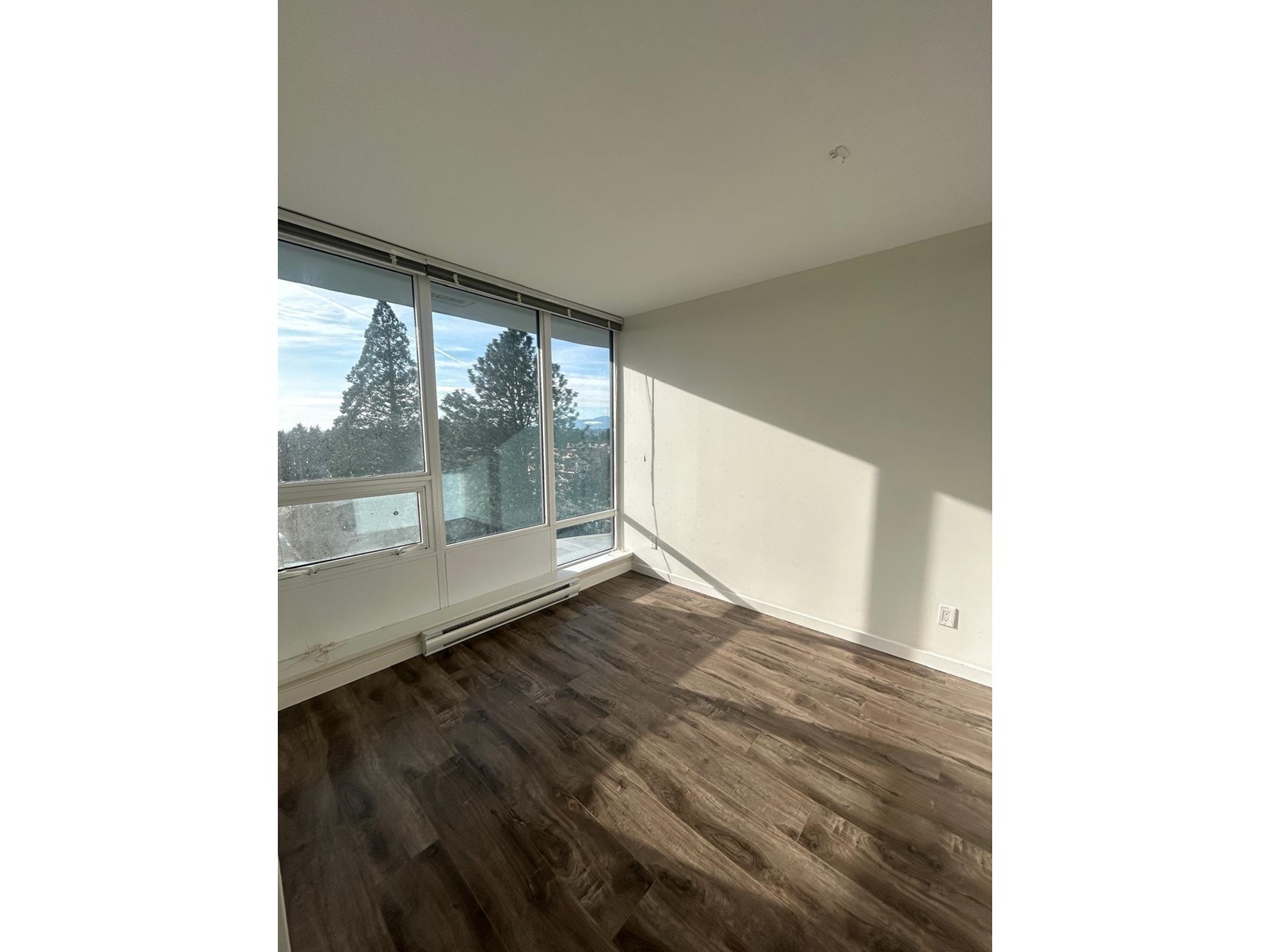 909 13303 CENTRAL AVENUE, Surrey