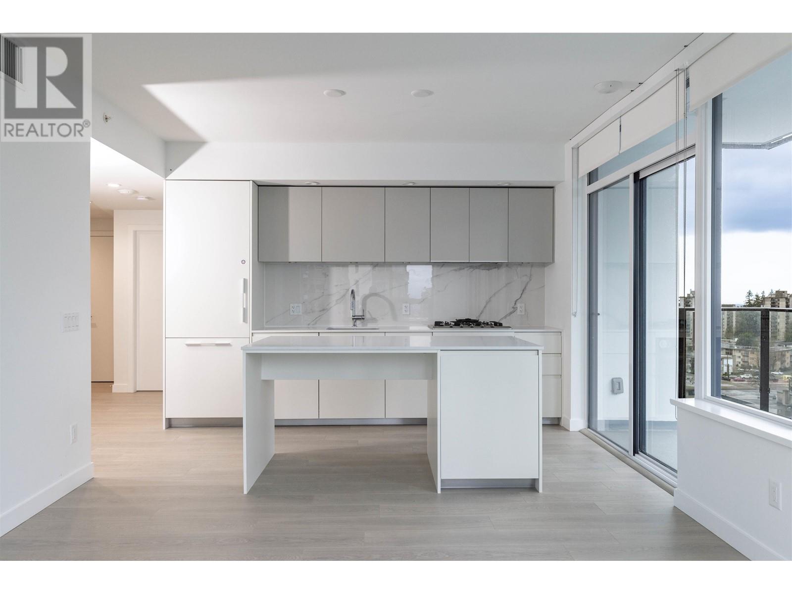 Photo 6 of 1009 6537 Telford Avenue, Burnaby BC