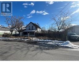 96 Nelson Avenue, Penticton