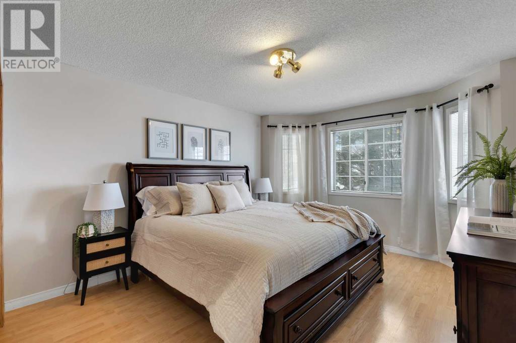 Single Family House for Sale in  Martinpark Way NE Martindale Calgary 