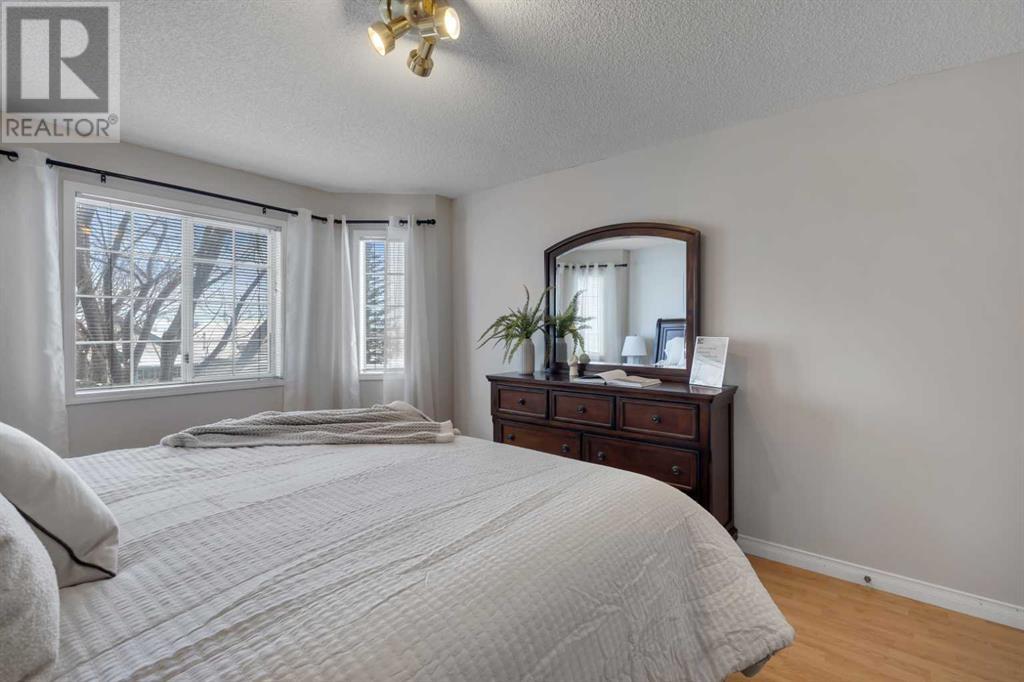 Single Family House for Sale in  Martinpark Way NE Martindale Calgary 