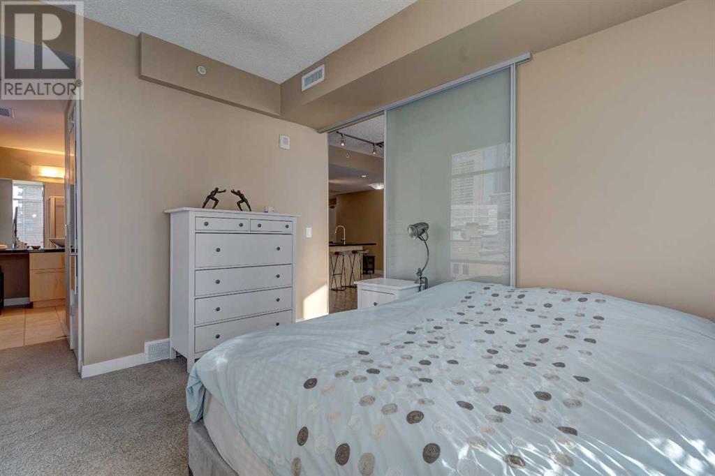 Single Family House High rise for Sale in    Avenue SW Beltline Calgary 