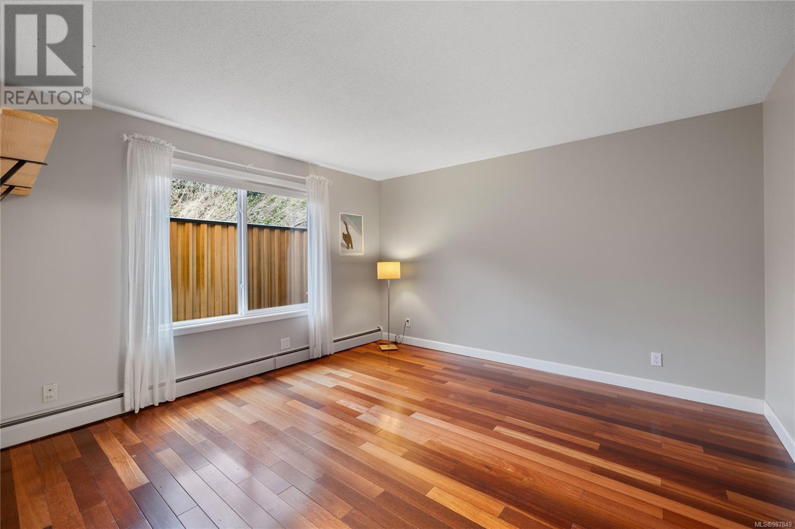 2645 Randle Rd, Nanaimo